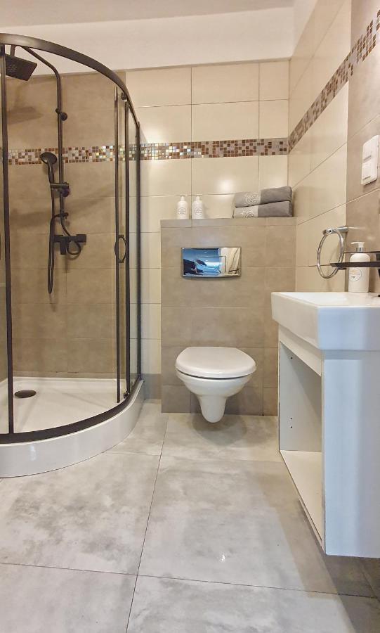 Holiday Home Slavia New 408 Z Sypialnia I Balkonem Przy Plazy Miedzyzdroje Kültér fotó