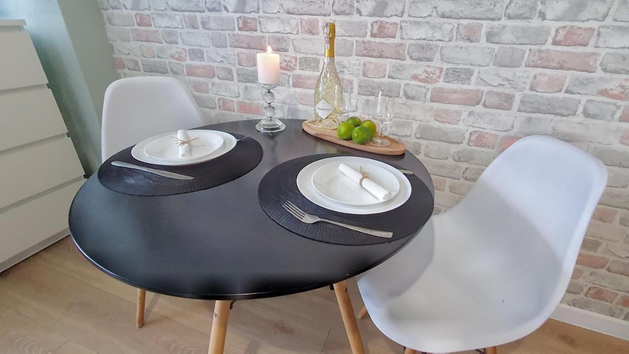 Holiday Home Slavia New 408 Z Sypialnia I Balkonem Przy Plazy Miedzyzdroje Kültér fotó