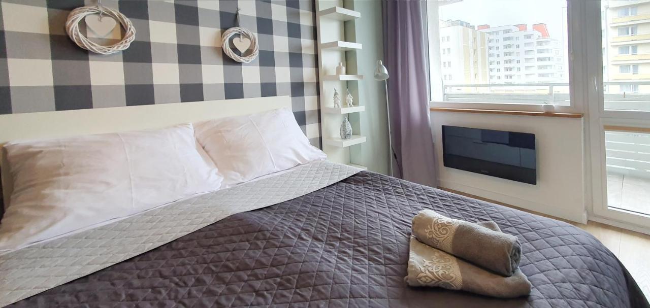 Holiday Home Slavia New 408 Z Sypialnia I Balkonem Przy Plazy Miedzyzdroje Kültér fotó
